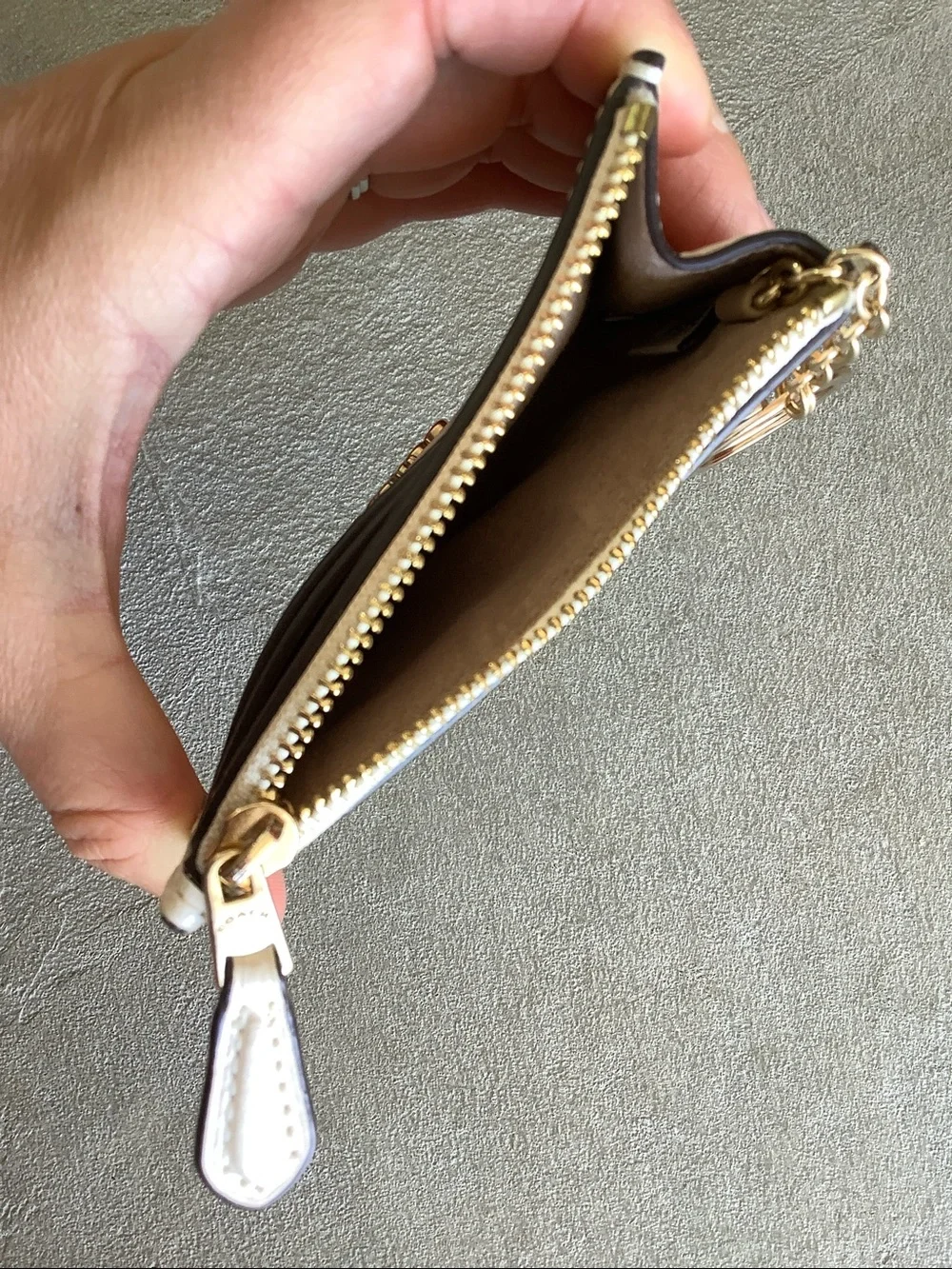 Coach white ornaments patterned keychain wallet